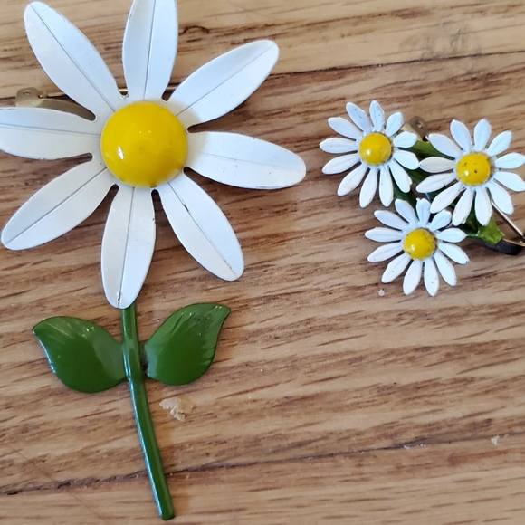 summer vintage enamel flower pin brooch lot daisy - Picture 5 of 8